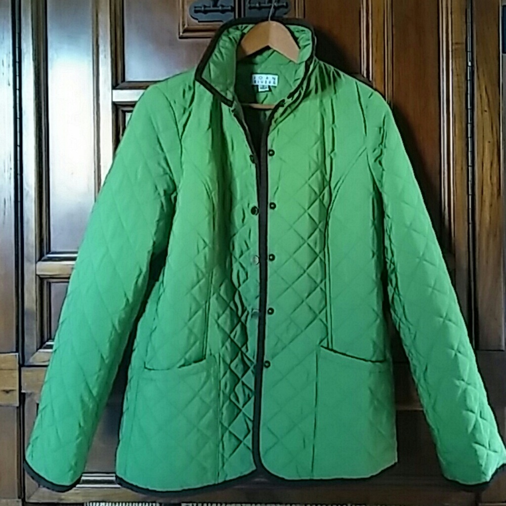 Cooler weather jacket. Brand new conditon.